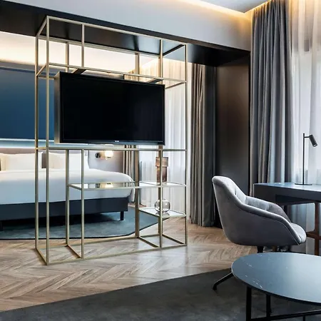 Radisson Collection Hotel 5*