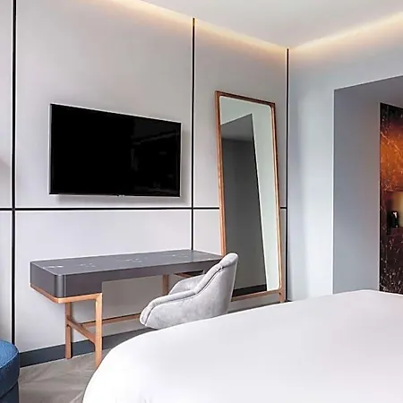Radisson Collection 5*