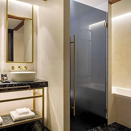 Radisson Collection 5*
