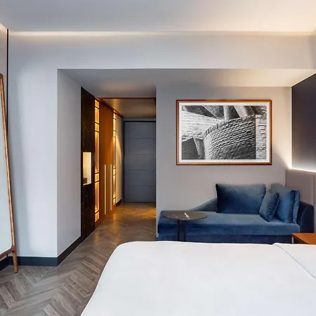 Radisson Collection Ξενοδοχείο 5*