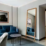 Готель Radisson Collection 5*