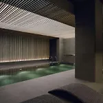 Готель Radisson Collection